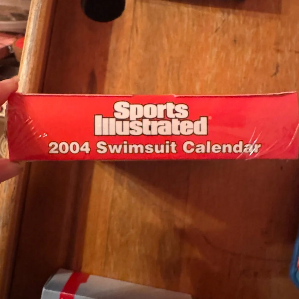 Vintage Sports Illustrated 2004 Swimsuit Calendar New Factory Sealed